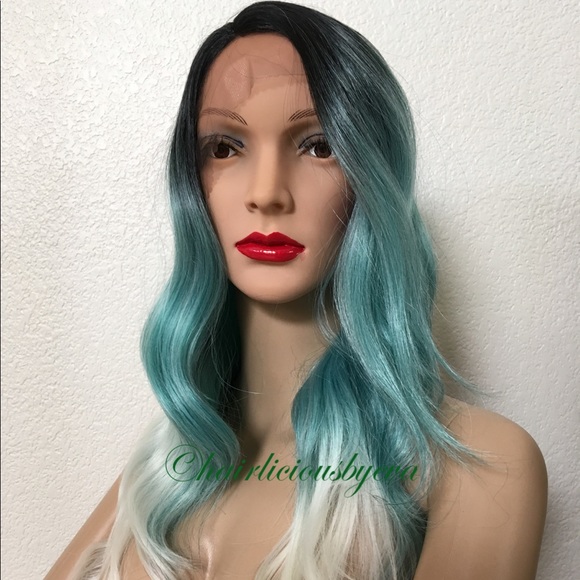 20 inch long wavy turquoise wig ombré lace front - Picture 4 of 8